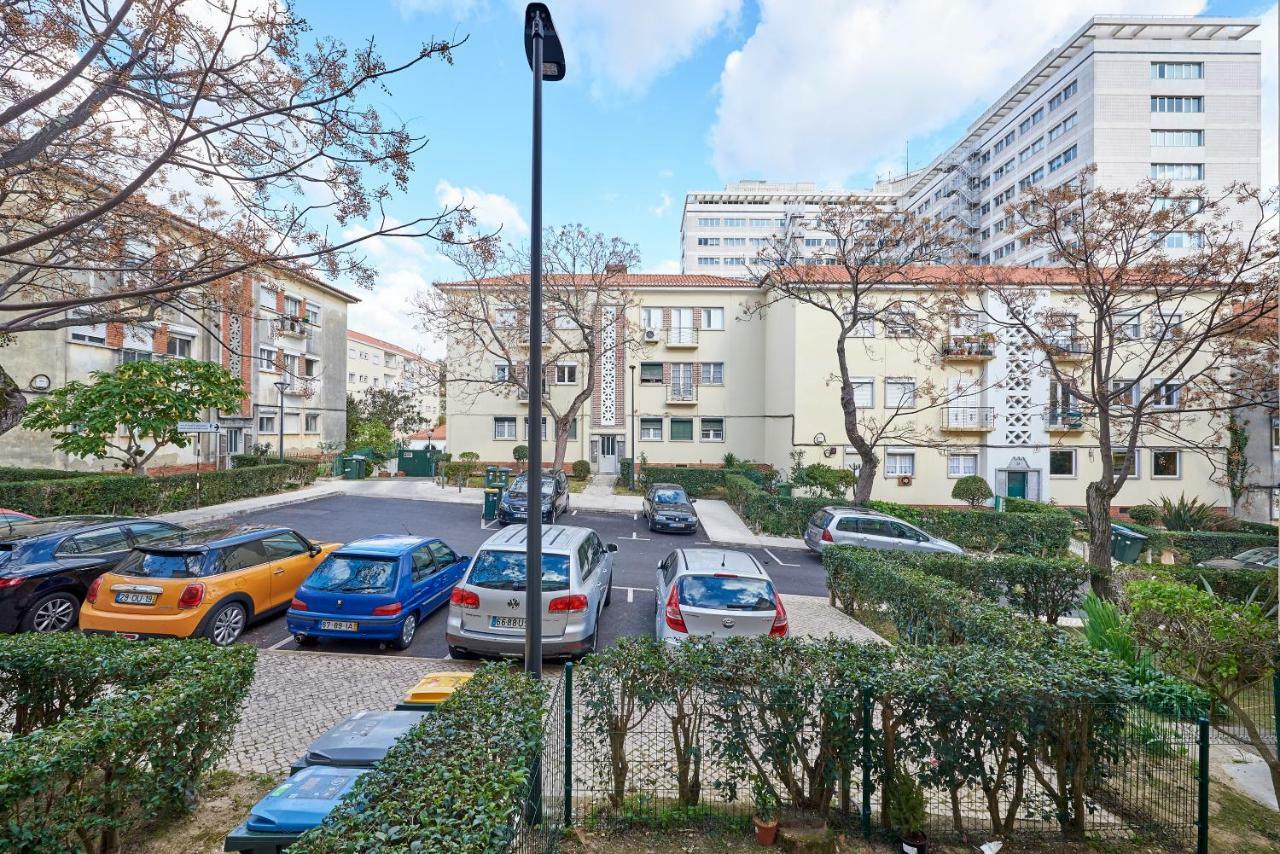 Apartment Casa Oliveira In Alvalade Lisbon